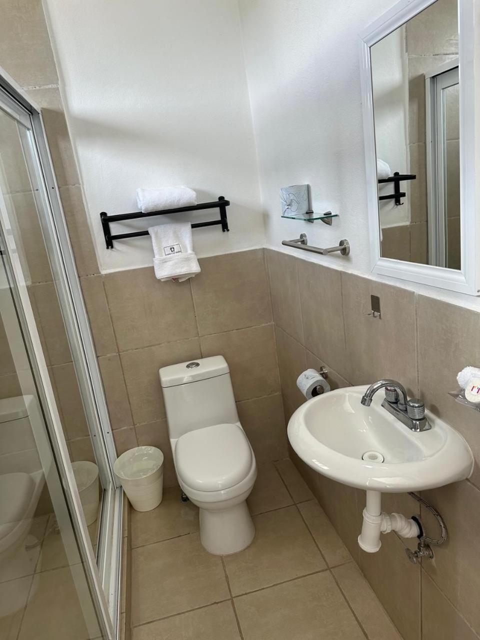 Hotel Plaza Centenario Juan Aldama Zewnętrze zdjęcie