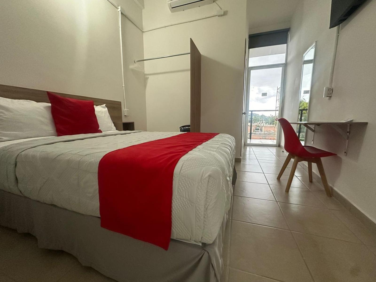 Hotel Plaza Centenario Juan Aldama Zewnętrze zdjęcie