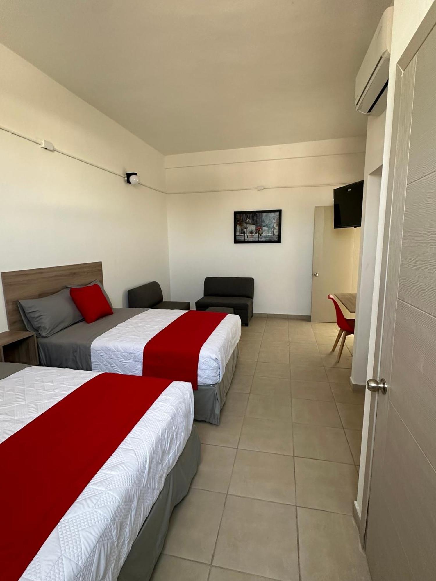 Hotel Plaza Centenario Juan Aldama Zewnętrze zdjęcie