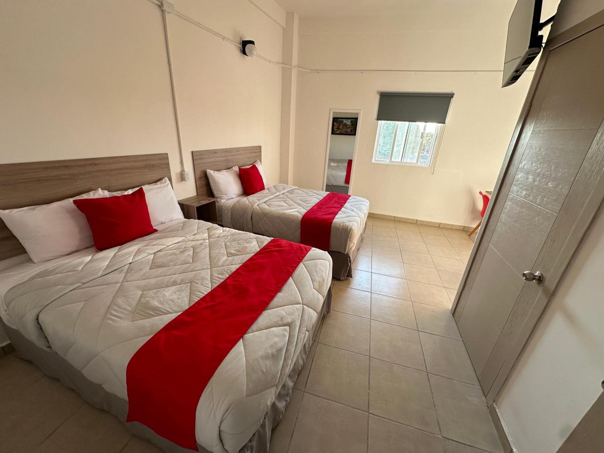 Hotel Plaza Centenario Juan Aldama Zewnętrze zdjęcie